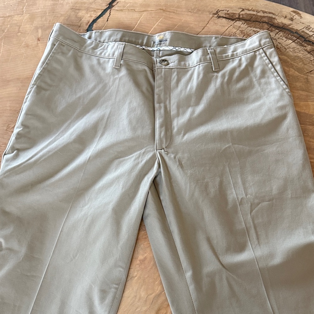 Lee Men's Khaki Chinos size 38/32